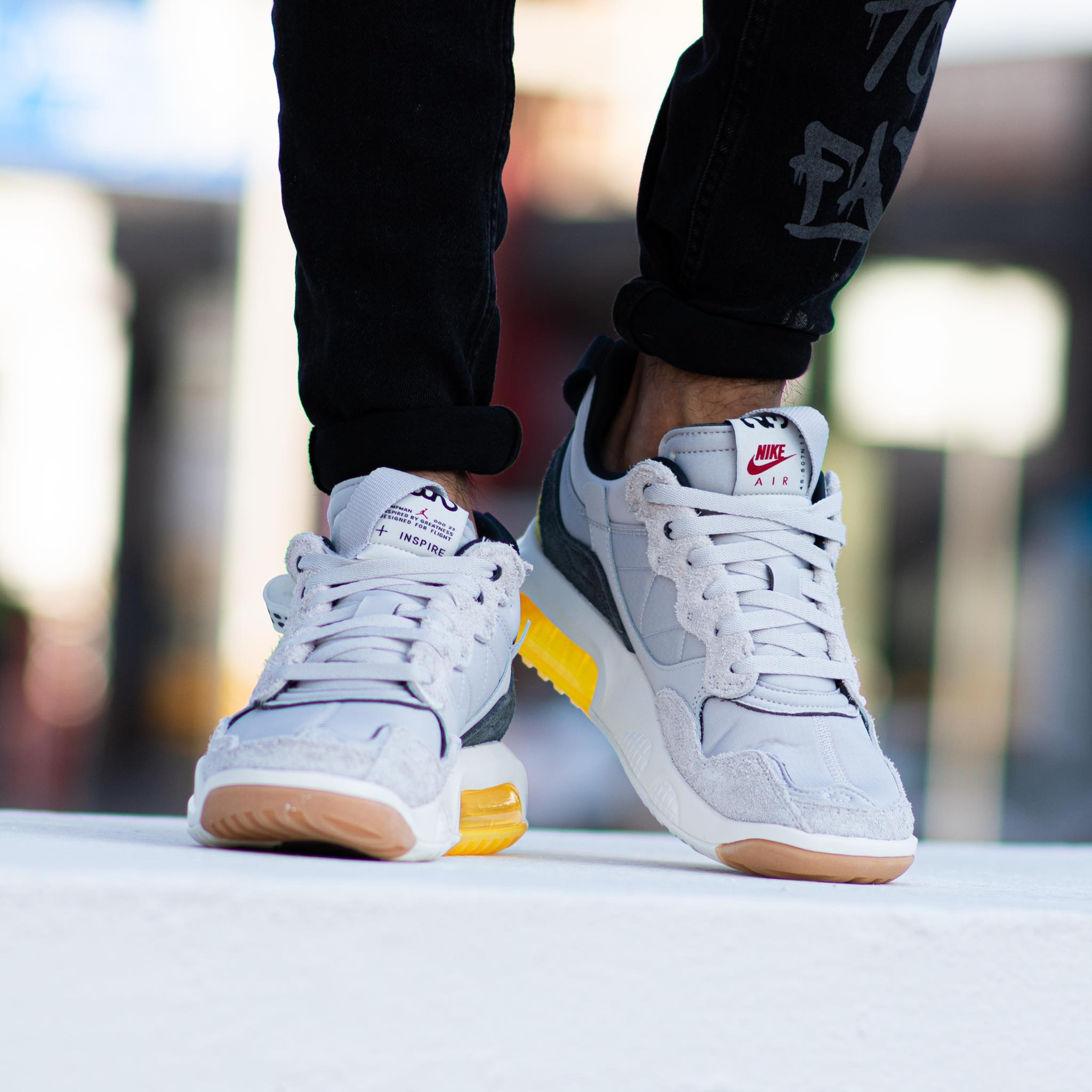 Soul - NIKE NSW REACT 55 PRM BLK