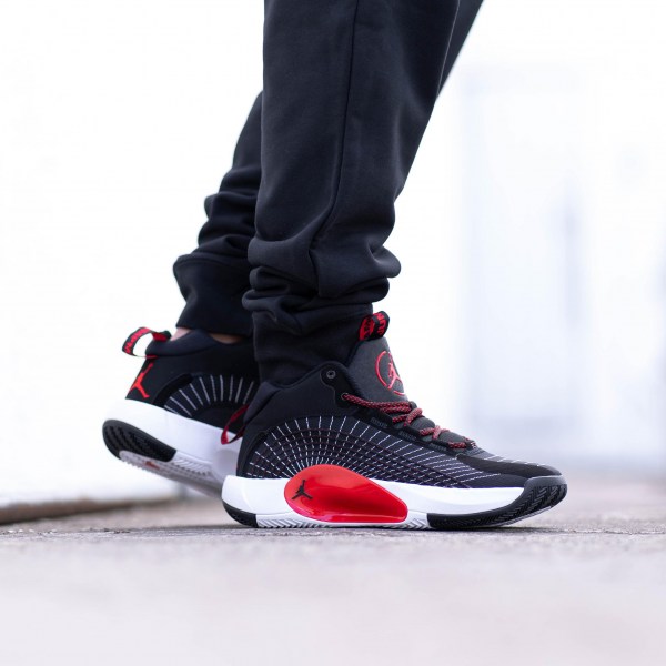 Tenis para Básquetbol Jordan Jumpman 2021 de Hombre | Innovasport