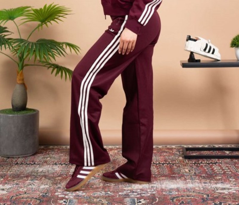 AD