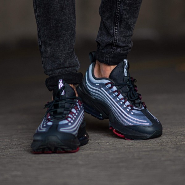 Soul - NIKE NSW REACT 55 PRM BLK