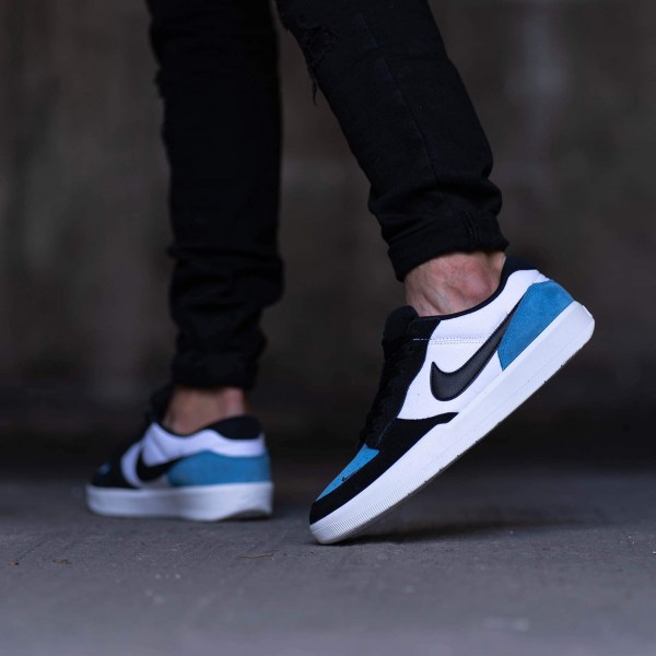 Soul - NIKE NSW REACT 55 PRM BLK