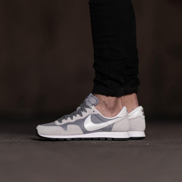 Soul - NIKE NSW REACT 55 PRM BLK